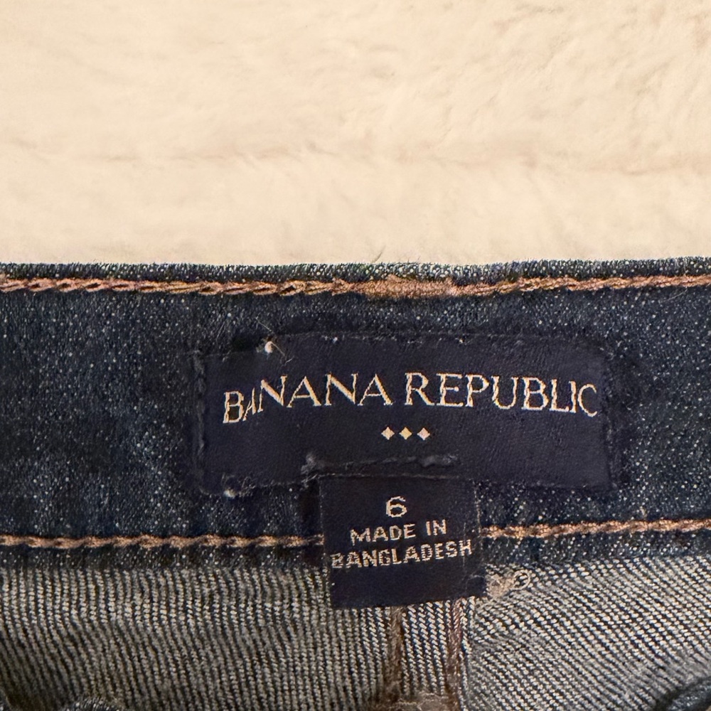 BANANA REPUBLIC Dark Blue Bootcut Jeans